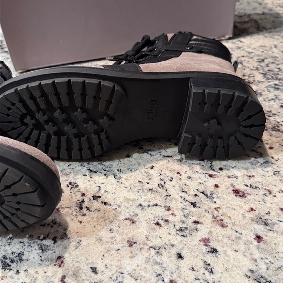 Botkier Moto Winter Gray and Black Lace-Up Ankle Boots size 8 - Picture 3 of 5